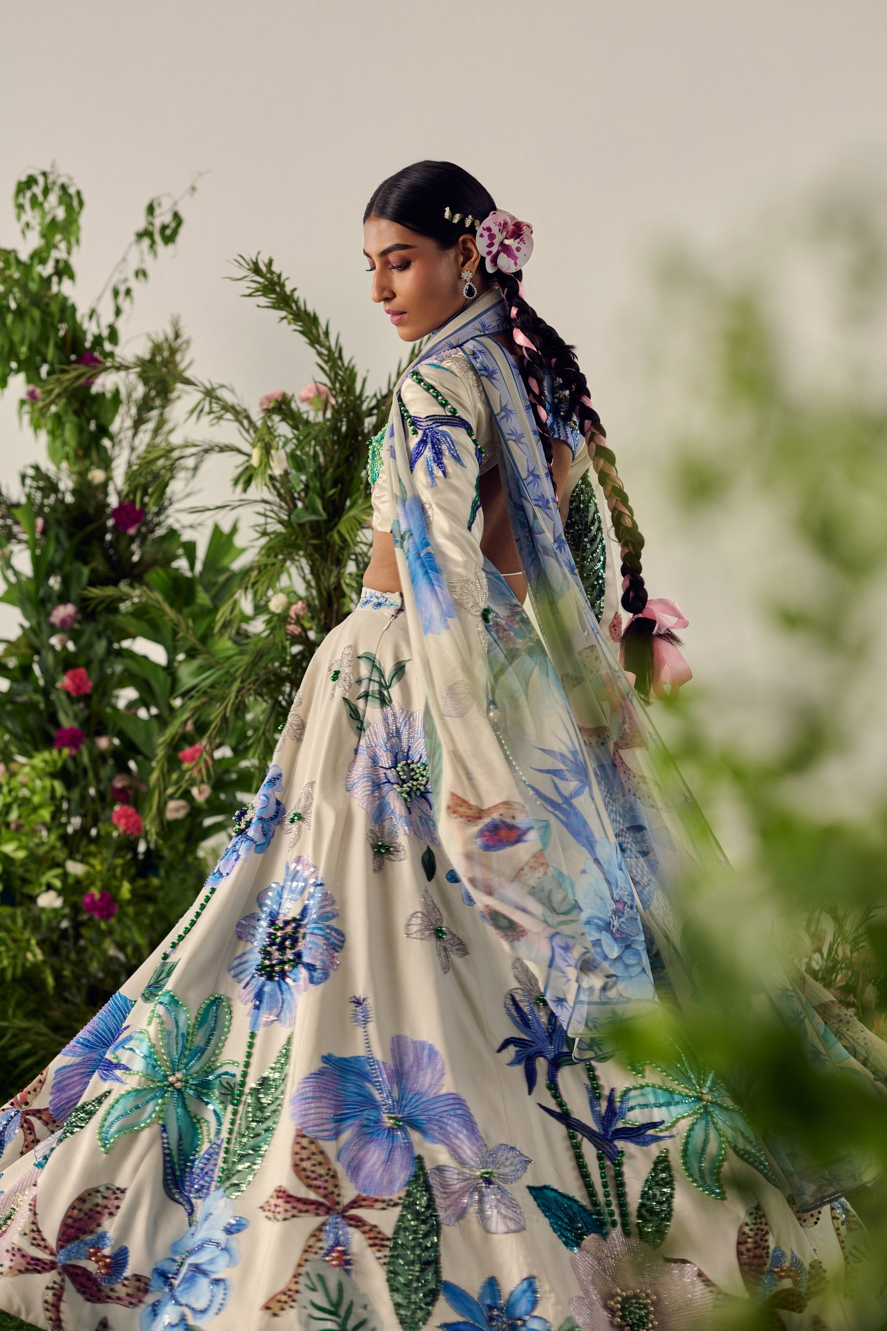 Fleur Sauvage Lehenga Secondary image