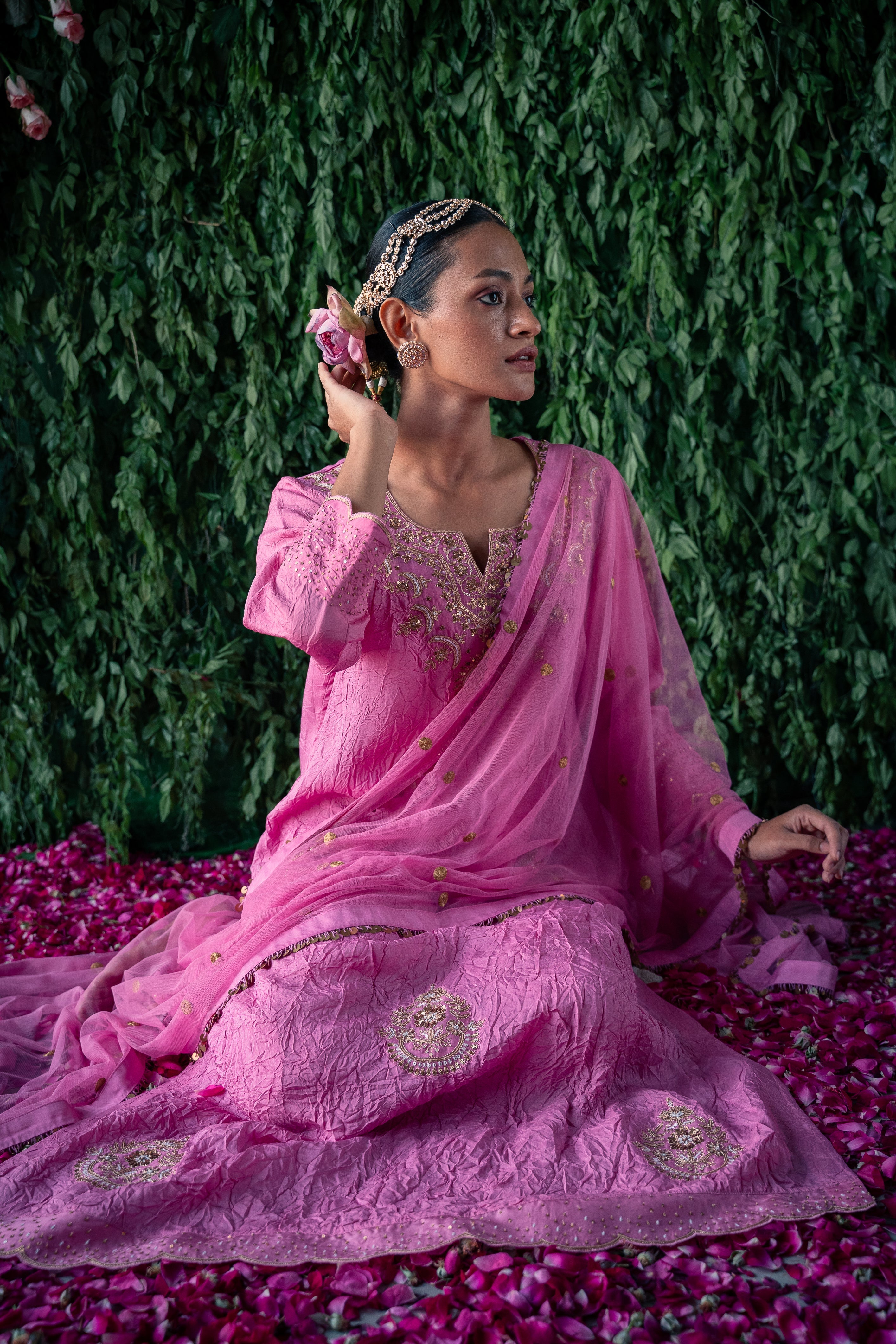 Crushed silk kurta with Embroidery and Silk Pants with Net Dupatta Main image