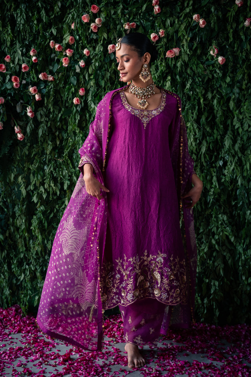 Crushed silk kurta set with embroidery