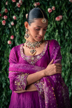 Crushed silk kurta set with embroidery