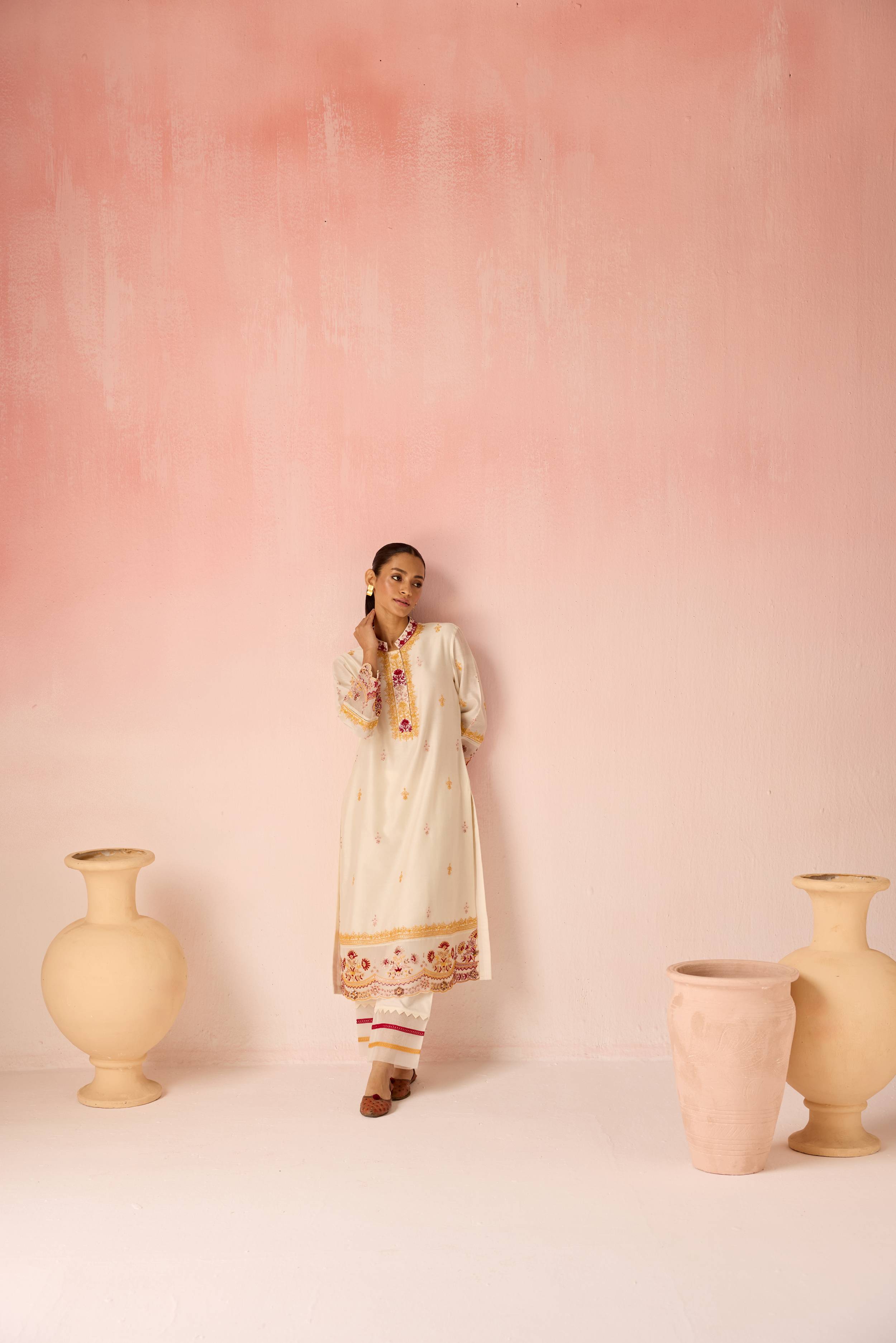 Subah Long Kurta Set Main image