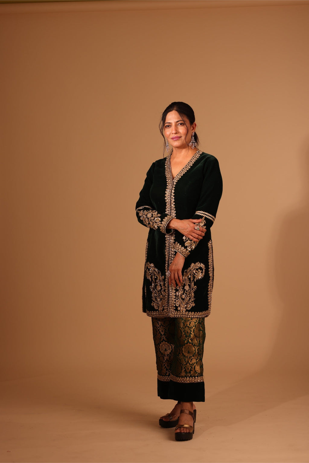 Emerald Green Velvet Kurta Set with Banarasi Brocade Pants