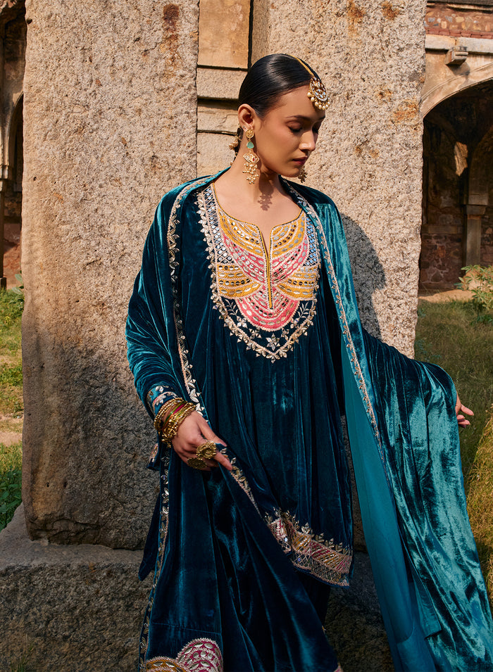 Sharvi Velvet Salwar Set