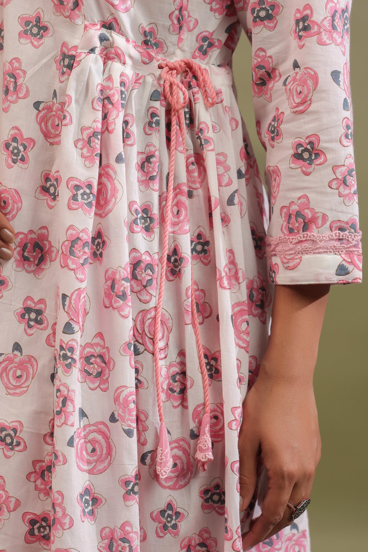 Rose Print Side Gathered With Tasseels Both Side A-line Cotton Suit Set