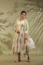 Box Pleated Kurta In Off White & Green Combination Suit Set Of 3