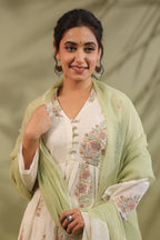 Box Pleated Kurta In Off White & Green Combination Suit Set Of 3