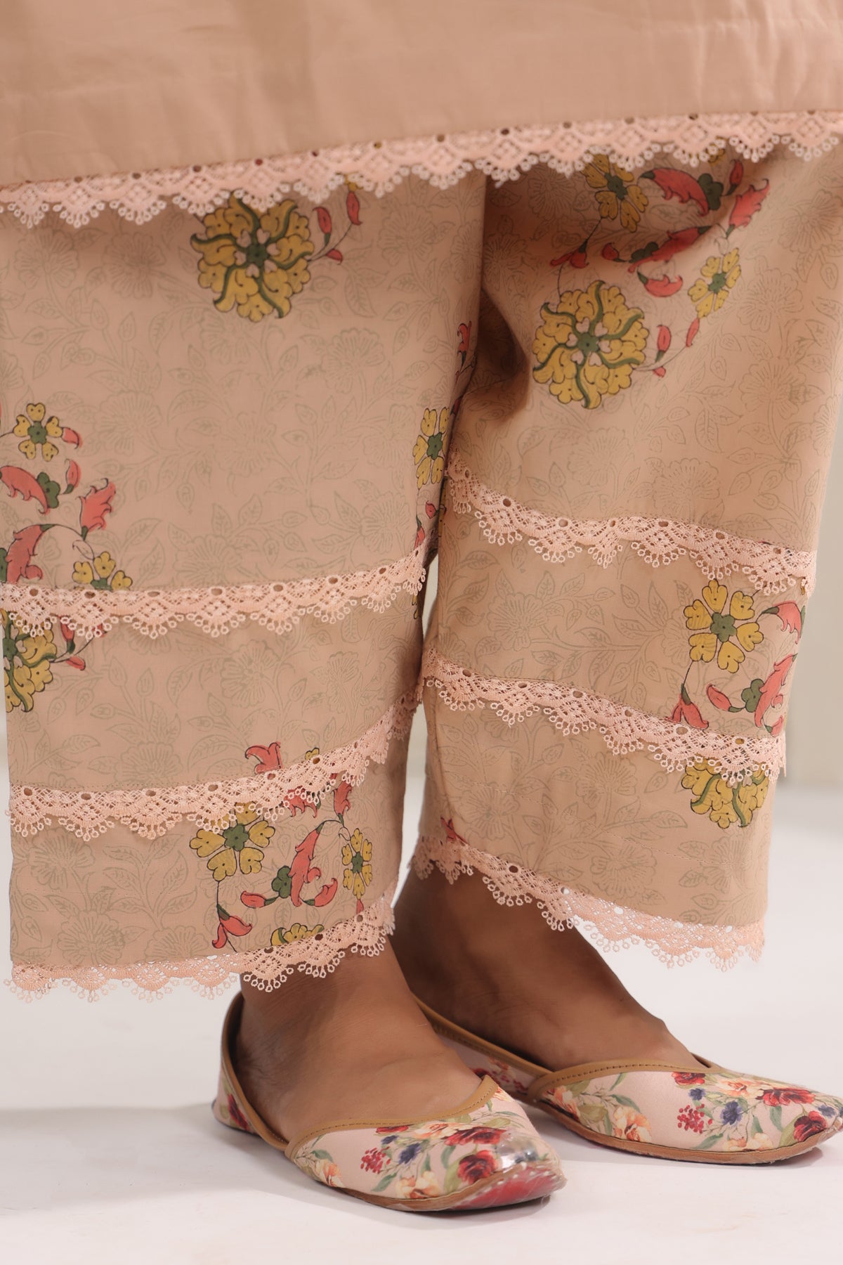 Hand Block, Printed Cotton Beige Suit Set 3