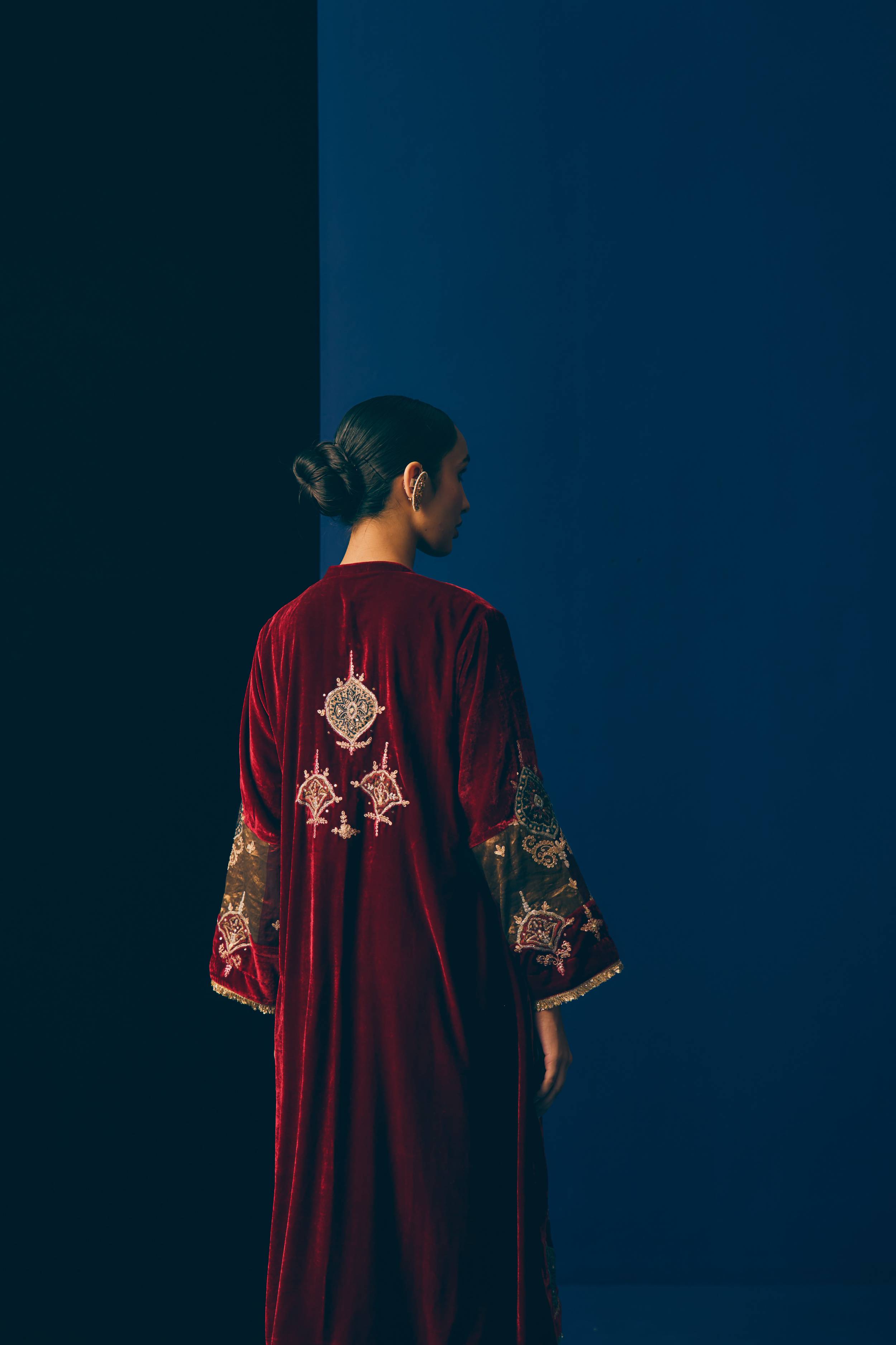 Rouge Basalte Kurta Set Secondary image