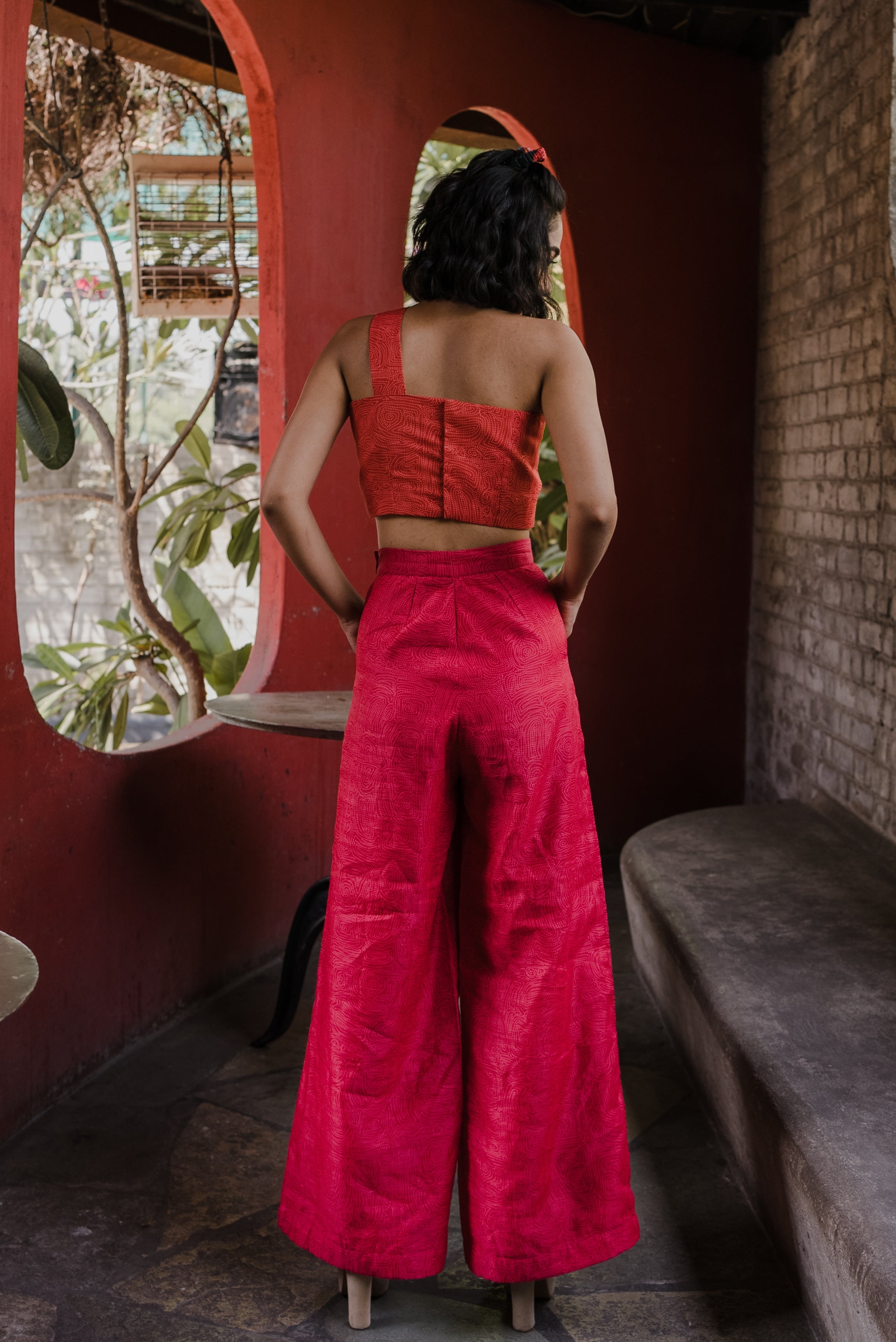 Abstract bhandani one shoulder and pants