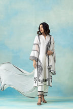 Kala Safed Kurta Set