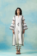 Rajasi Border Kurta Set