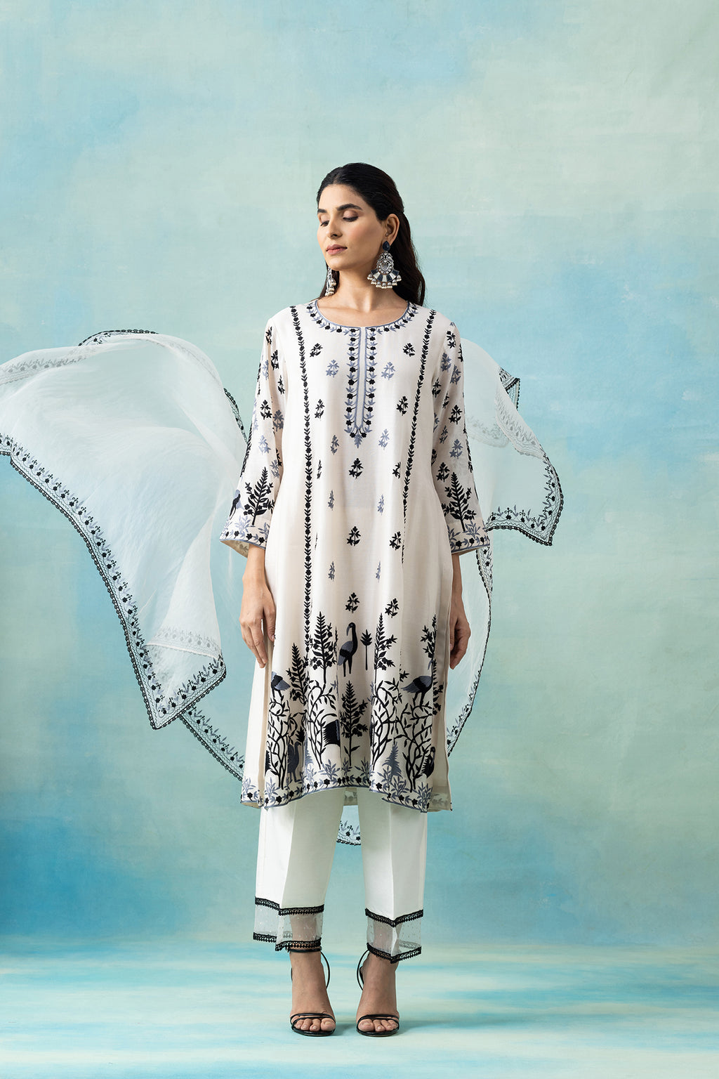 Noir Garden Kurta Set