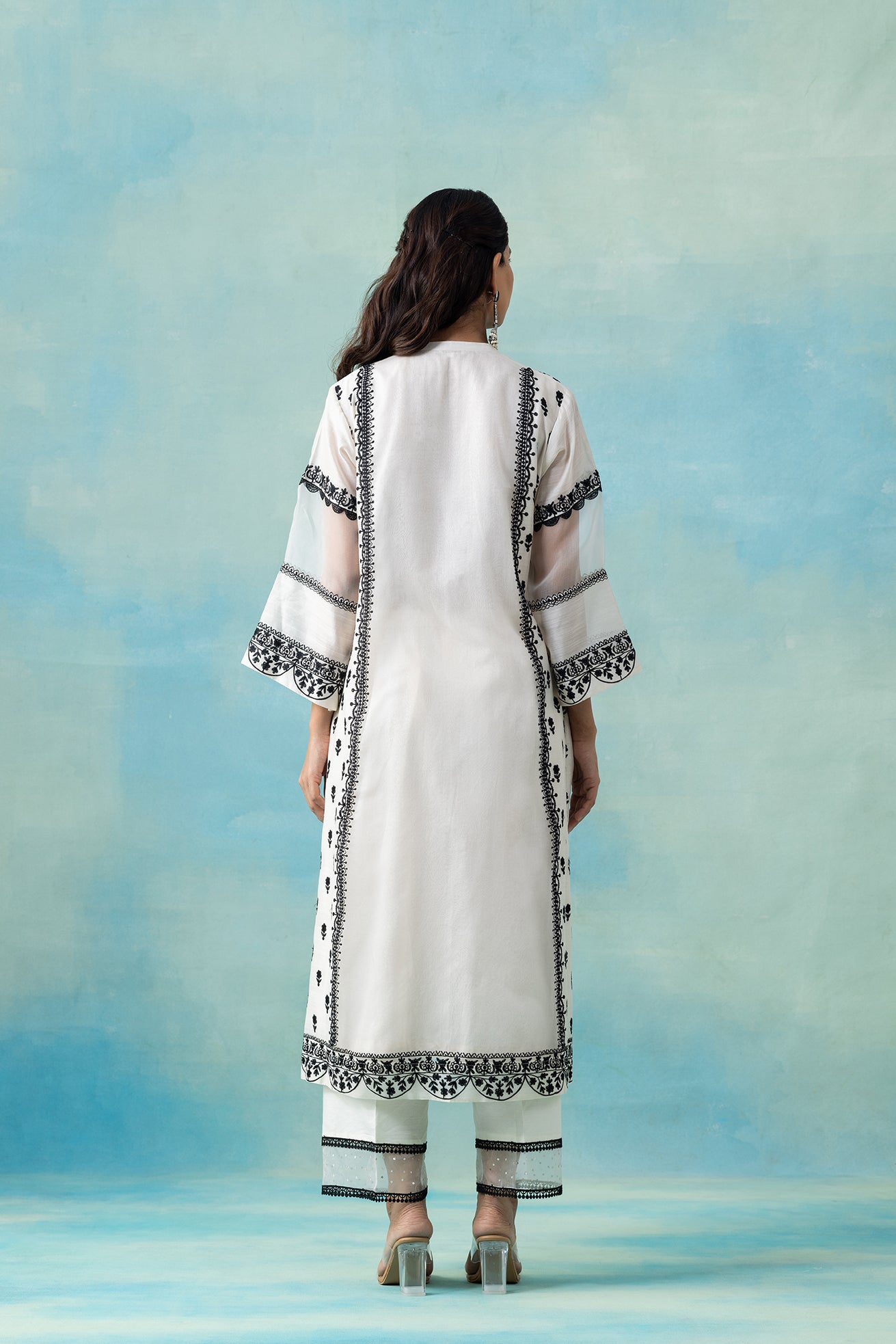 Kairi Panel Kurta Set