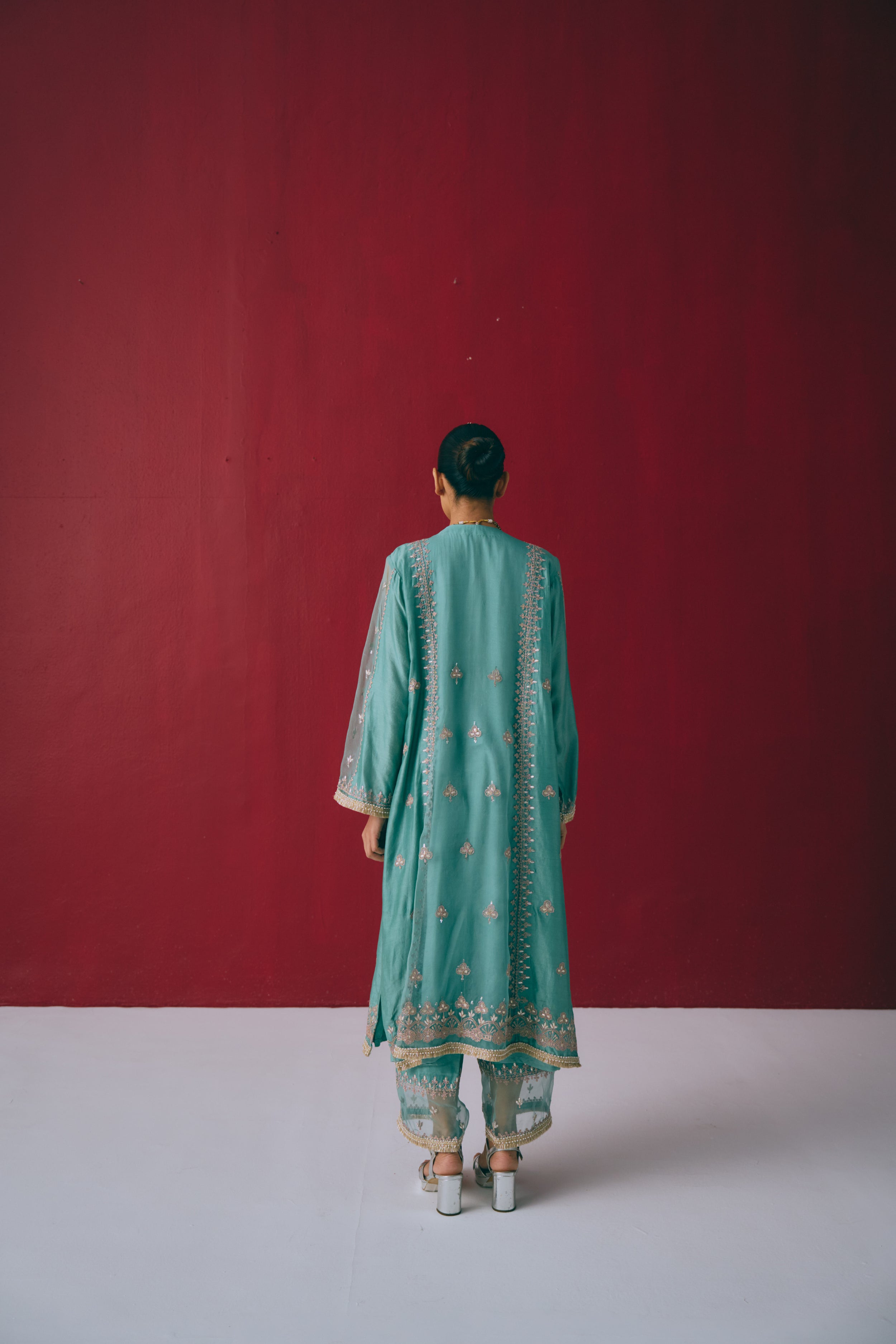 Firozi Guldasta Kurta Set