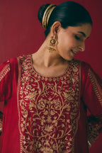 Laal Gulbaagh Kurta Set