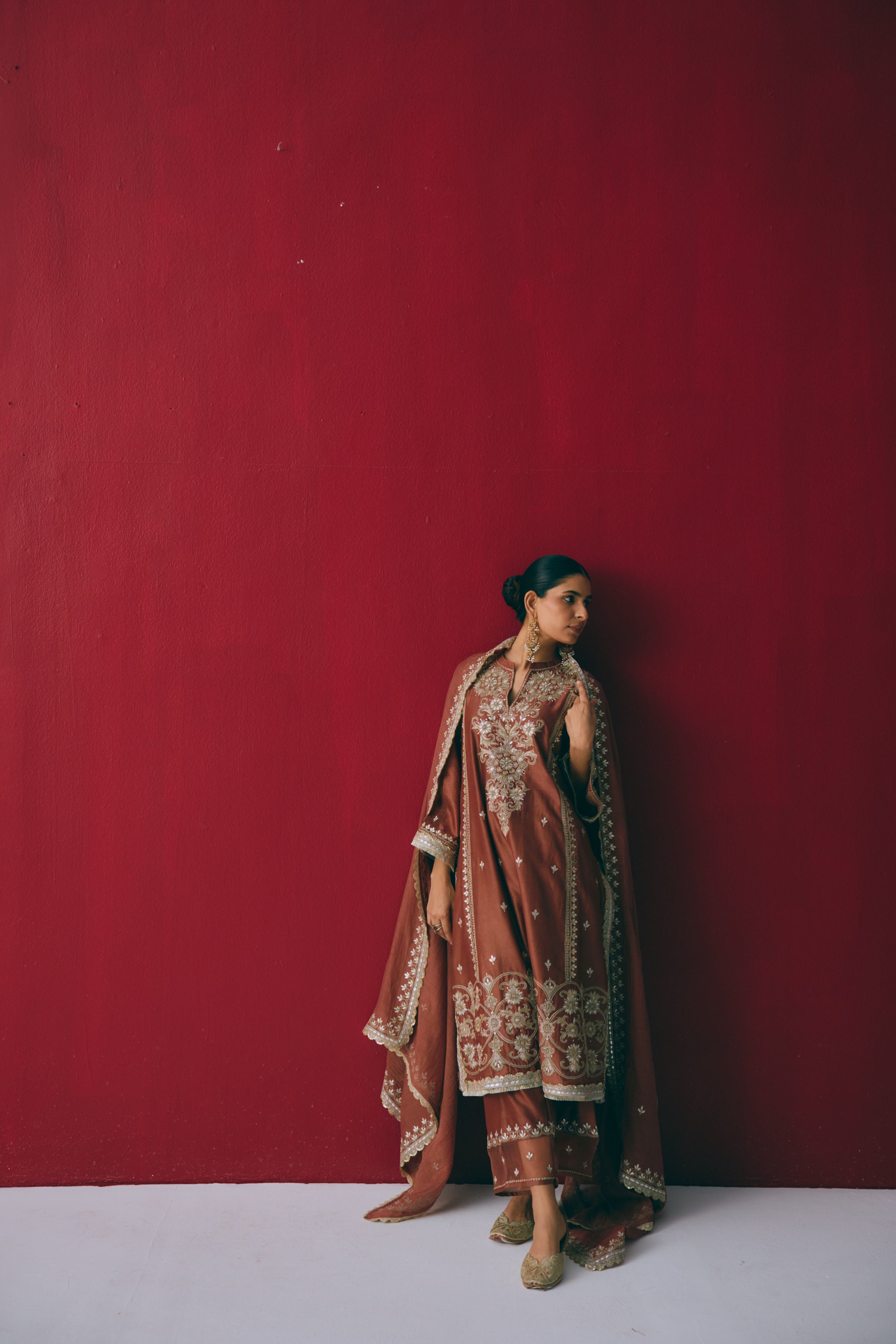 Zari Guldasta Kurta Set Main image