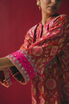 Banarasi Gulzar Kurta Set