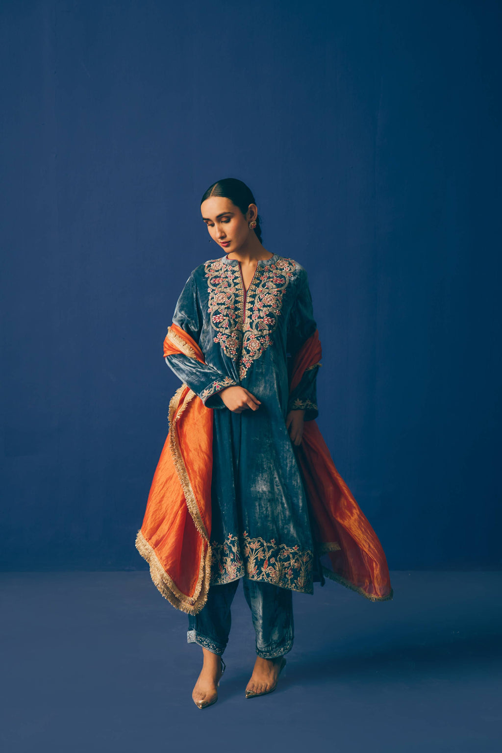 Turquoise Basalte Velvet Kurta Set