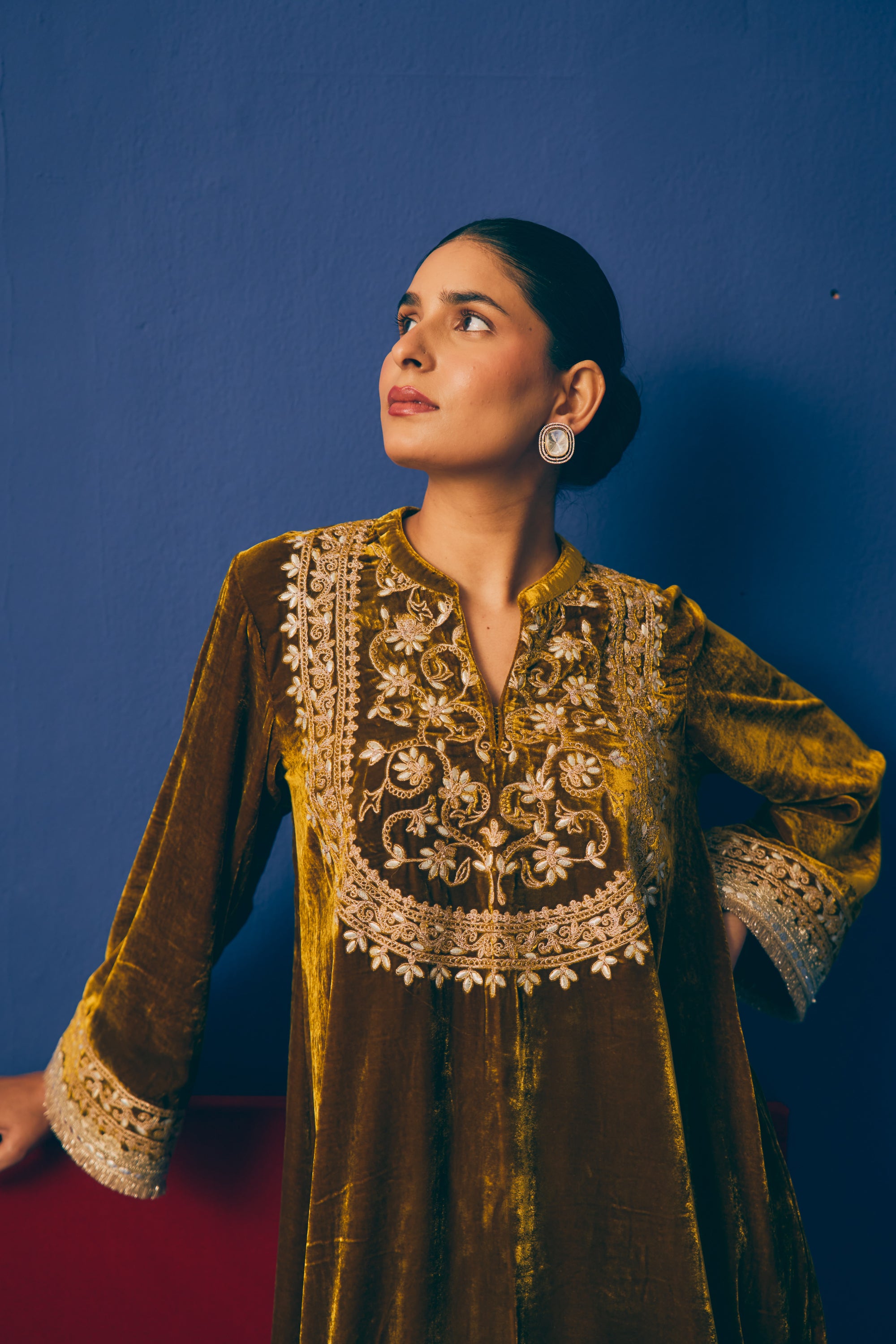 Zehra Velvet Bazaar Set