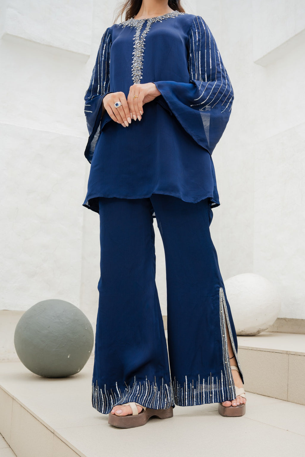 Noor Veil Kurta Set