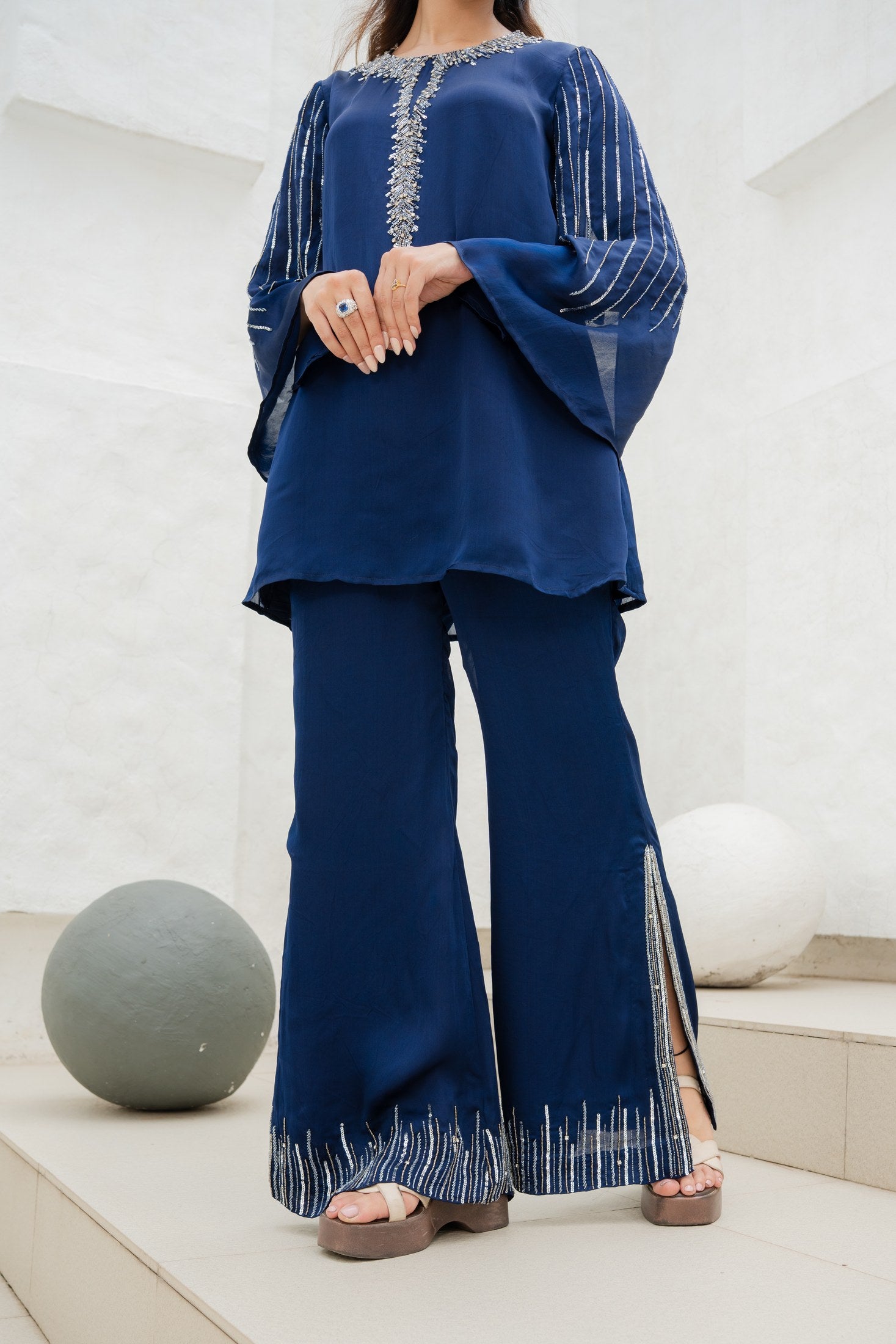 Noor Veil Kurta Set